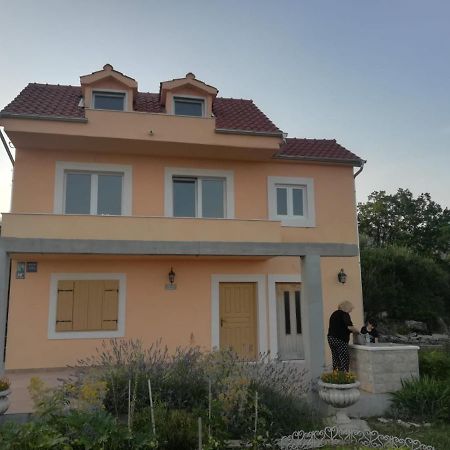 Castello Flower Apartment Kaštela Kültér fotó