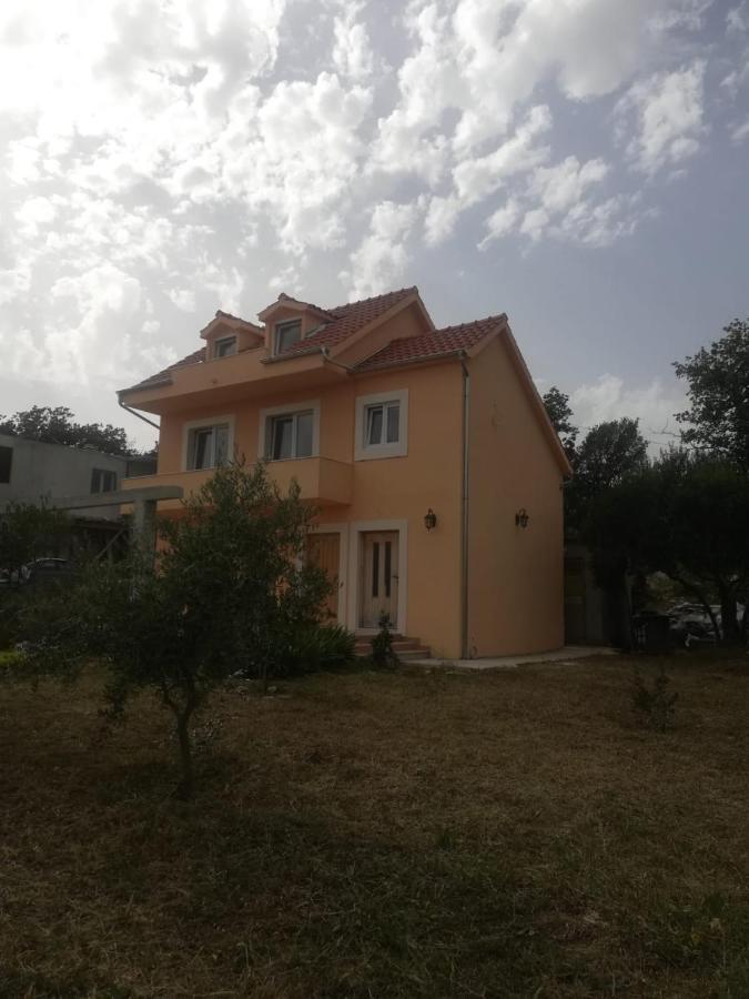 Castello Flower Apartment Kaštela Kültér fotó