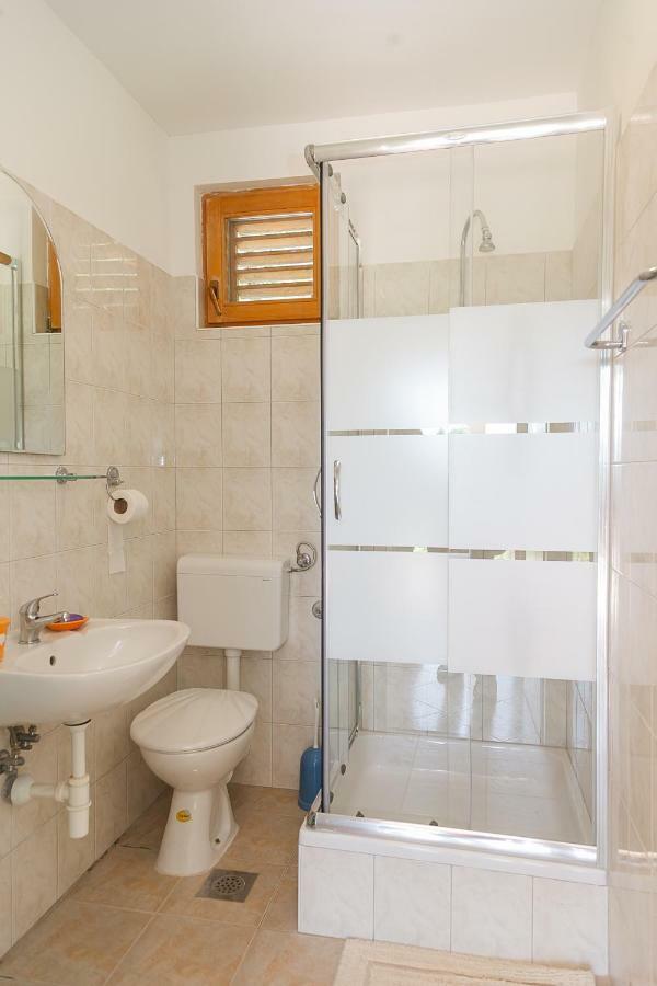 Castello Flower Apartment Kaštela Kültér fotó
