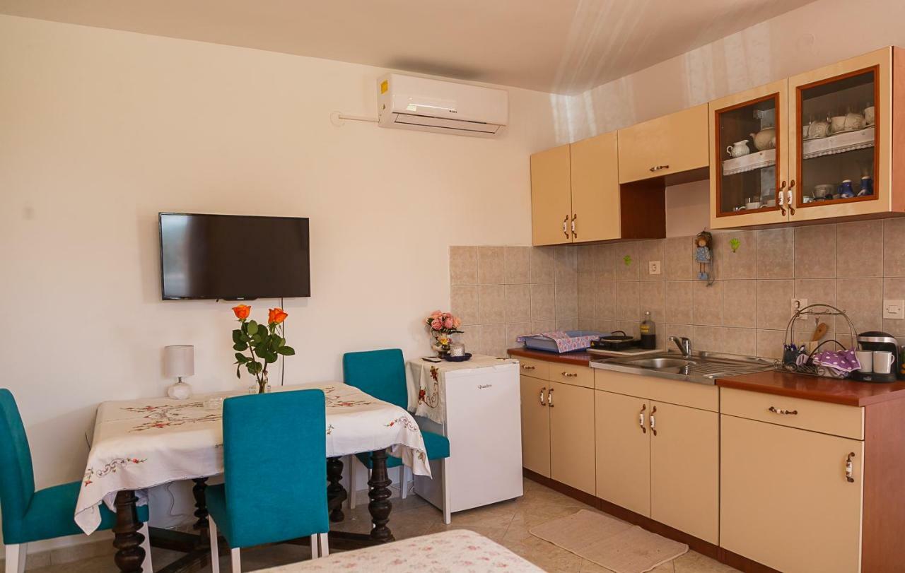Castello Flower Apartment Kaštela Kültér fotó